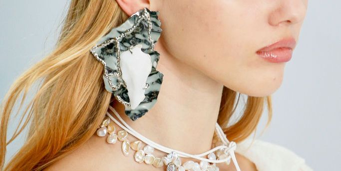 6 Ideas to purchase trending jewelry