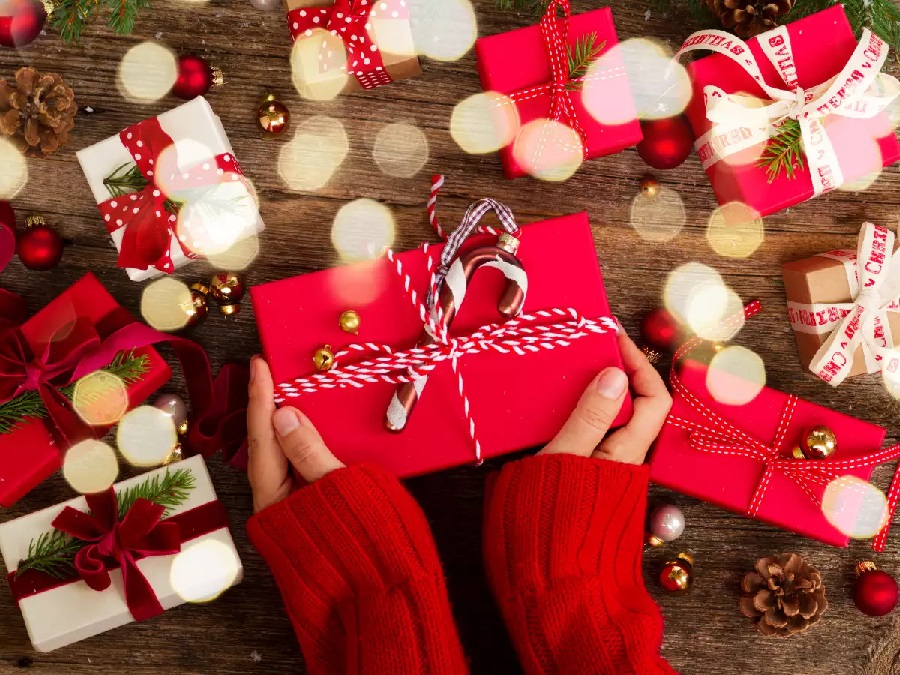 The Best Festive Gift Ideas For Your Loved Ones