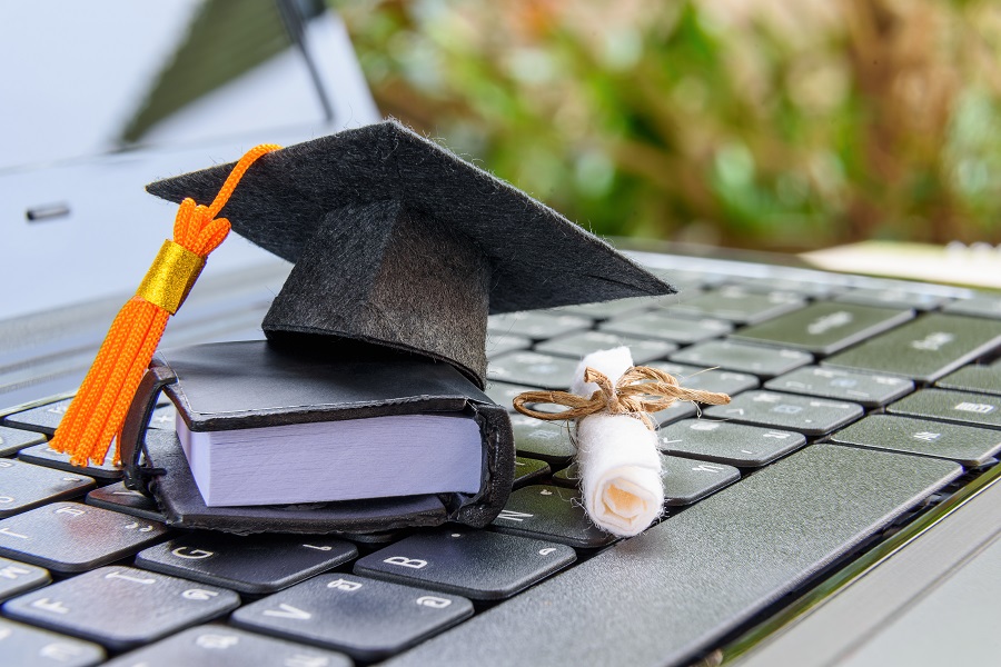 A Complete Guide to Online Diploma Courses