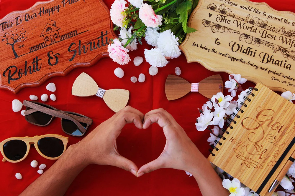 A World of Personalized Wedding Gifts: Celebrating Love Uniquely